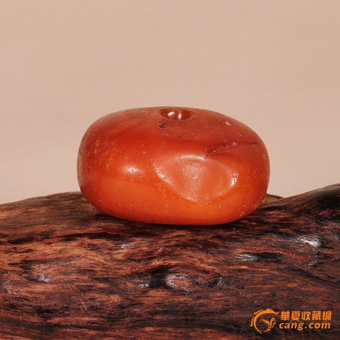 天然枣红老蜜蜡饼 7.94克 欧洲回流_在线拍卖网_艺术品拍卖_古玩拍卖_华夏收藏网