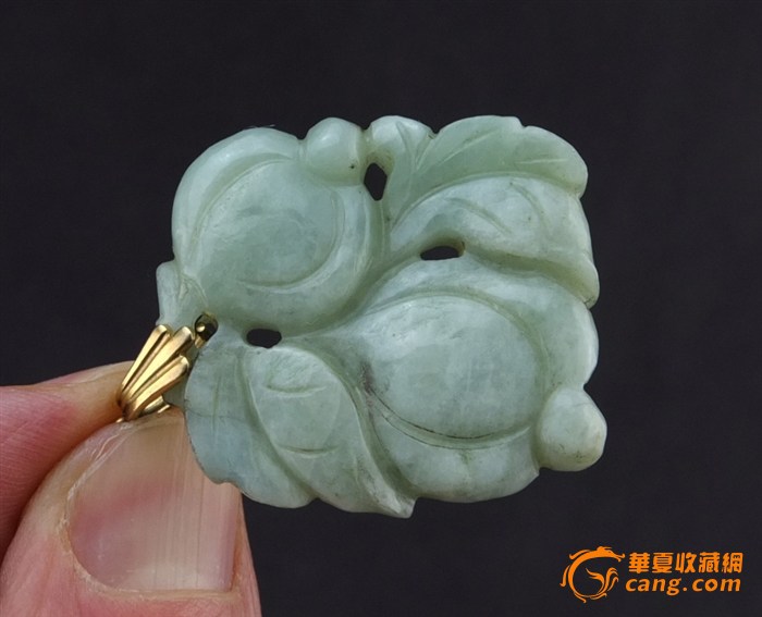 清代翡翠吊坠