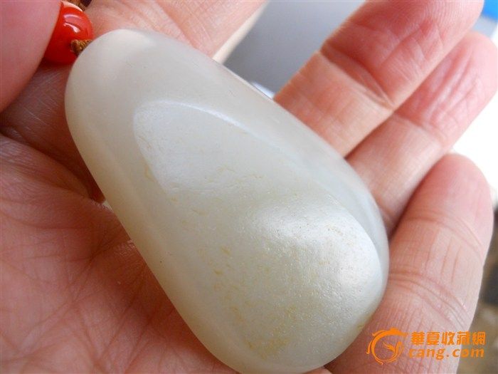 新疆和田玉籽料苏工精雕侧脸观音43克带证!图4