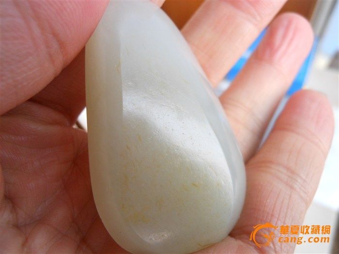 新疆和田玉籽料苏工精雕侧脸观音43克带证!图6