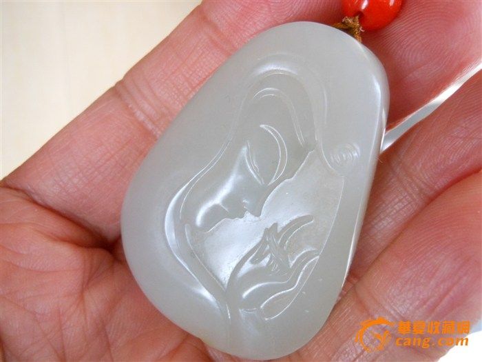 新疆和田玉籽料苏工精雕侧脸观音43克带证!图9