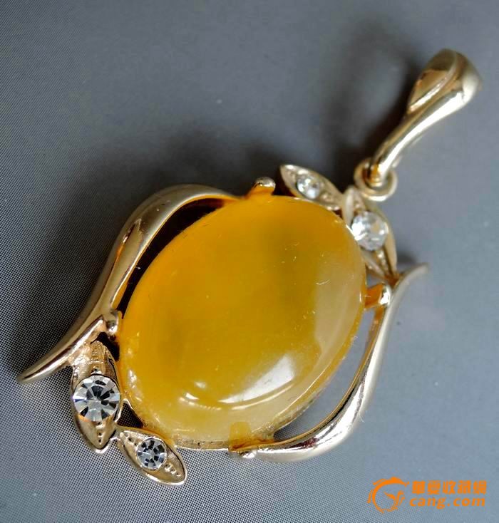 欧洲回流精品蜜蜡蛋面挂件