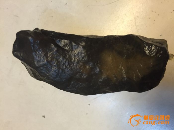 广东台山玉原石乌鸦皮籽料