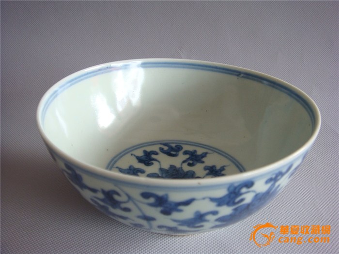 明代青花碗