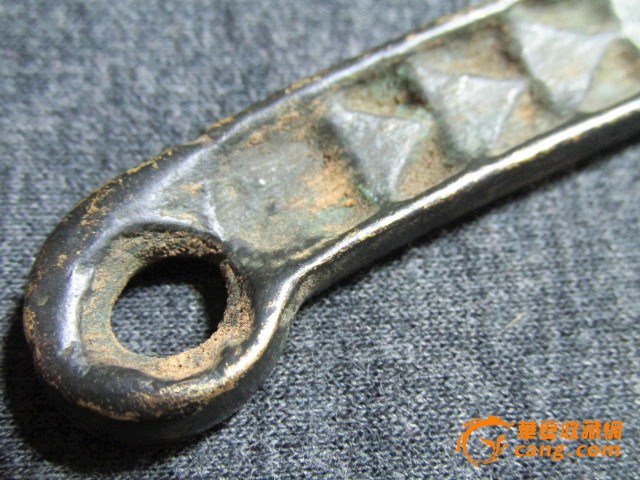 辽金时期 青铜小刀 纹饰古朴大方 工艺精湛
